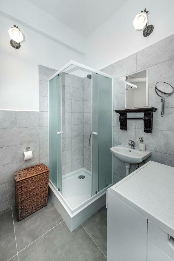 Friends Avenue Apartment Warsaw Exterior photo